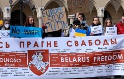 Belarusian people protesting against the Russian invasion of Ukraine