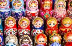 Russian dolls for sale in Moscow